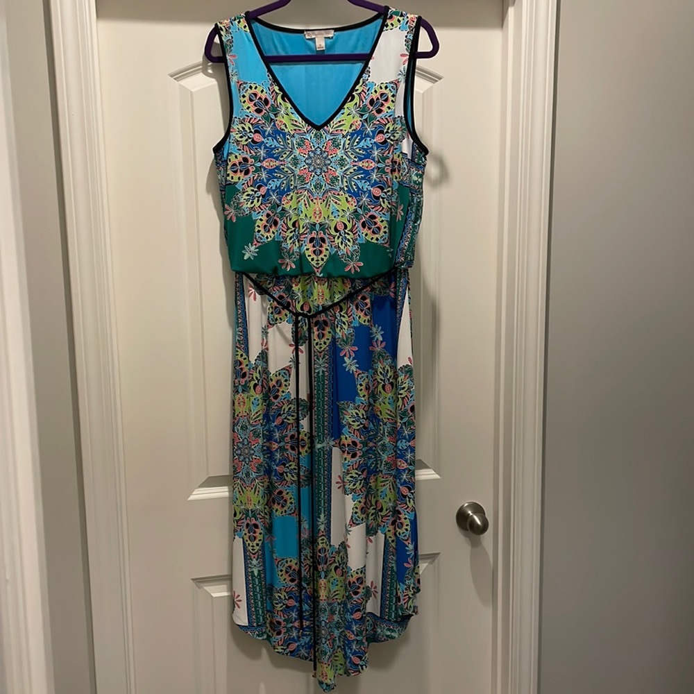 Sleeveless printed dress